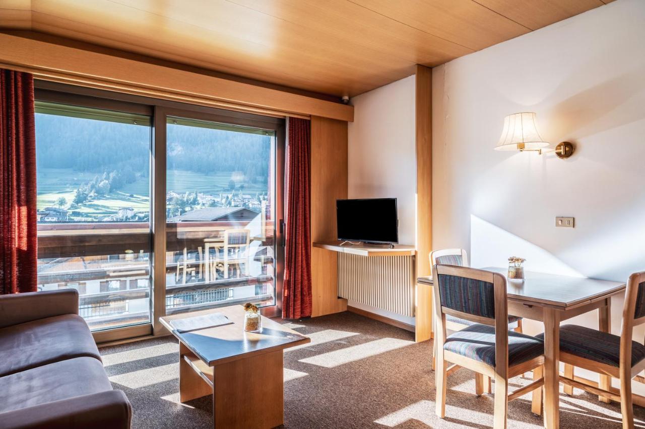 Residence Anda Pozza di Fassa Eksteriør bilde