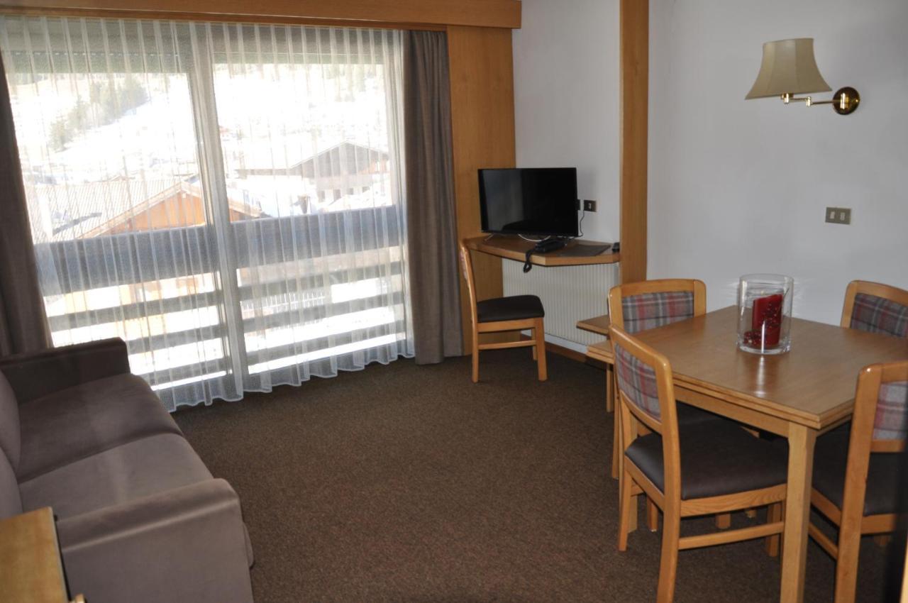 Residence Anda Pozza di Fassa Eksteriør bilde